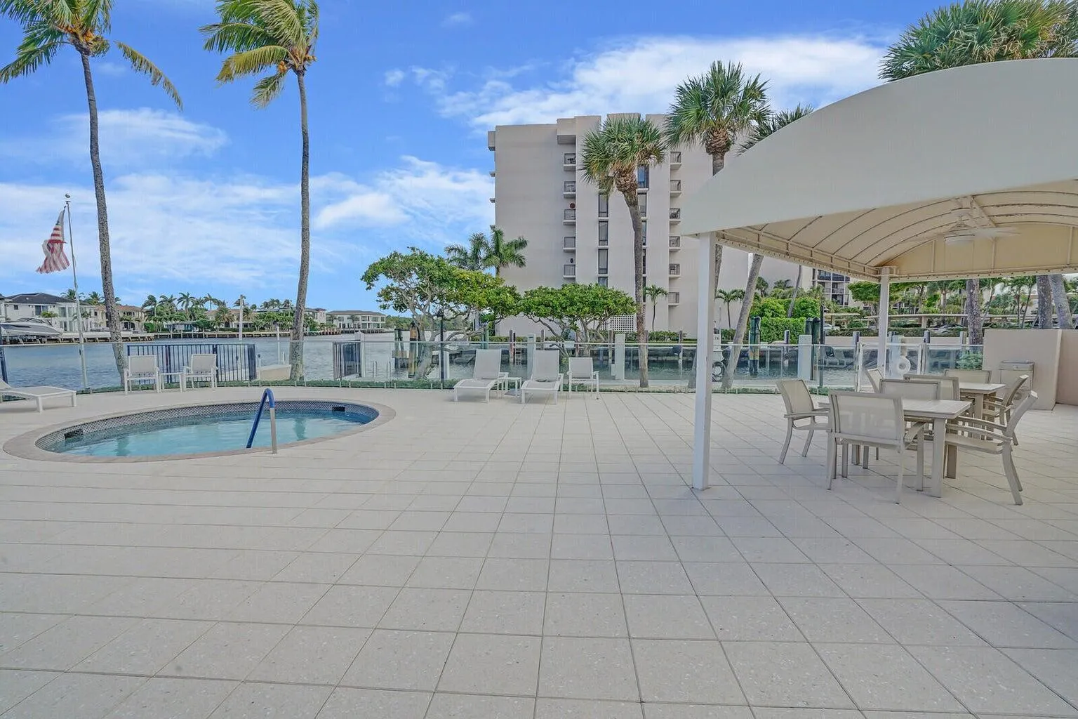 Intracoastal-Facing Hot Tub