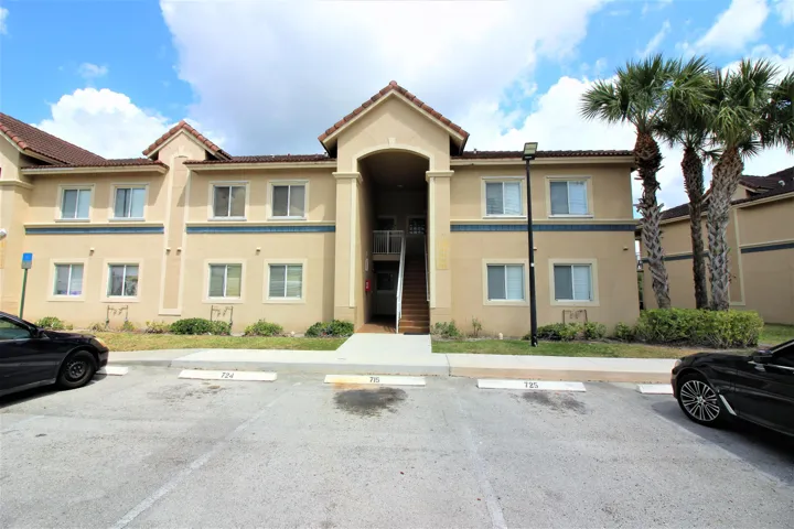 golden lakes 716