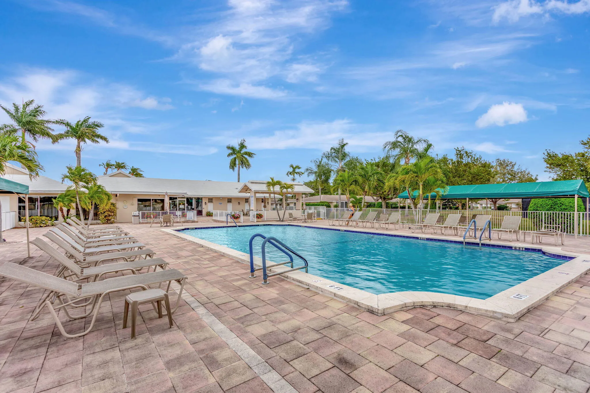 MAIN POOL