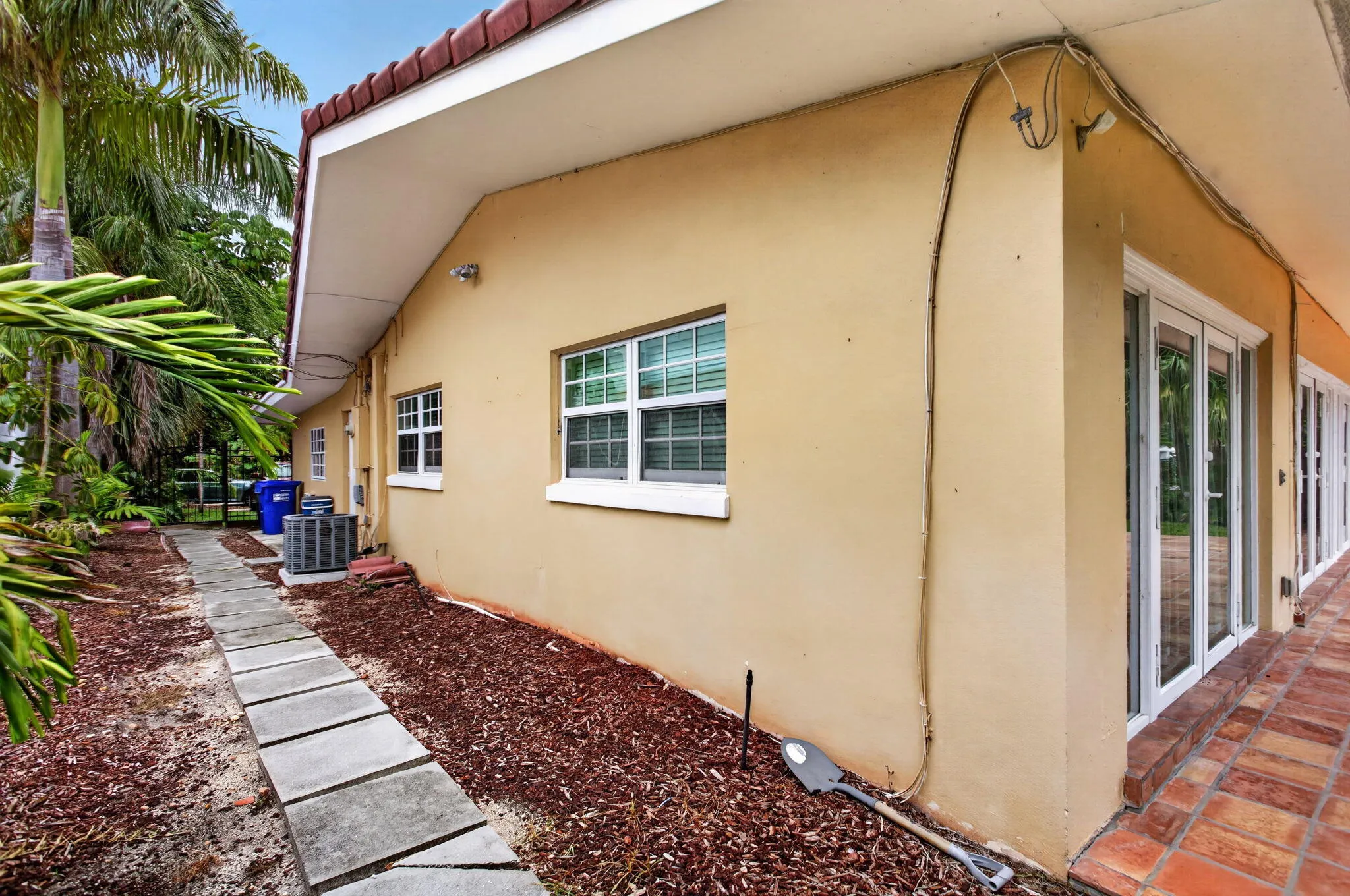 9-web-or-mls-1380-4808