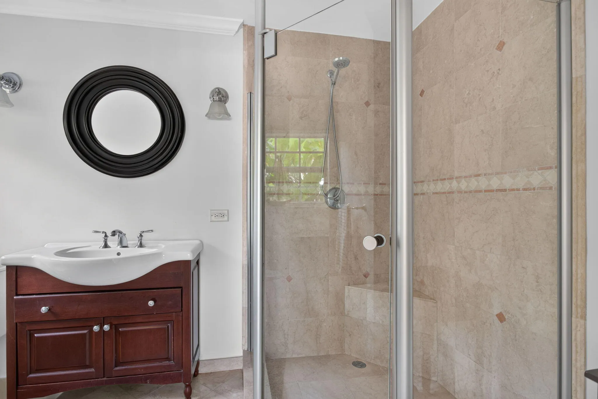 24-web-or-mls-1380-4883