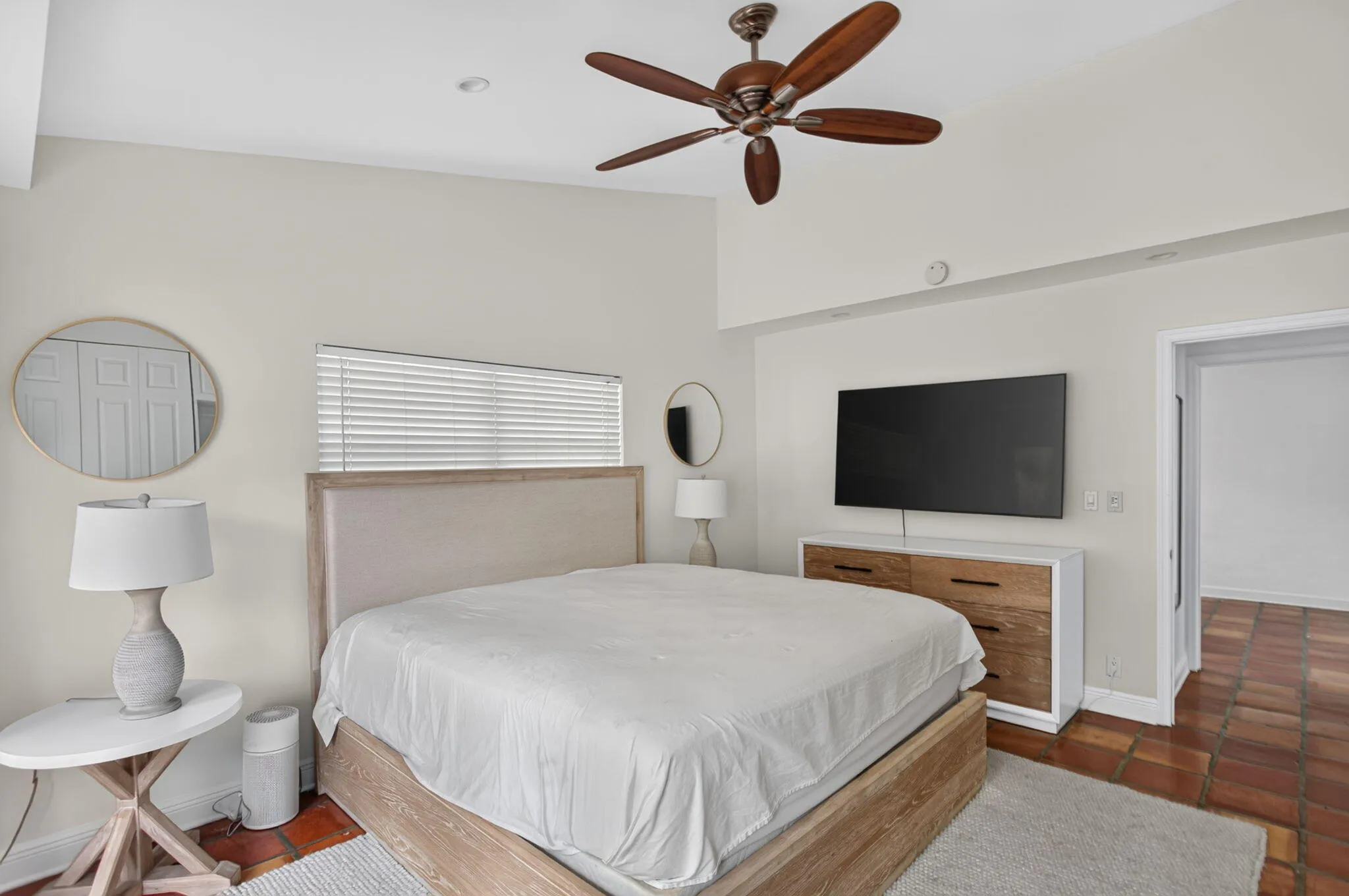 47-web-or-mls-1380-5004