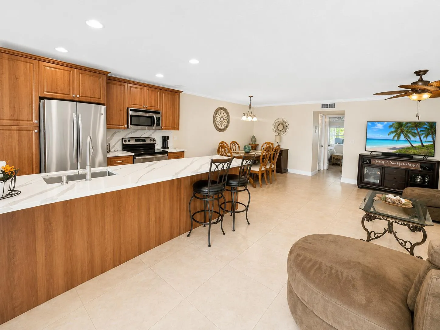 Kitchen Living area