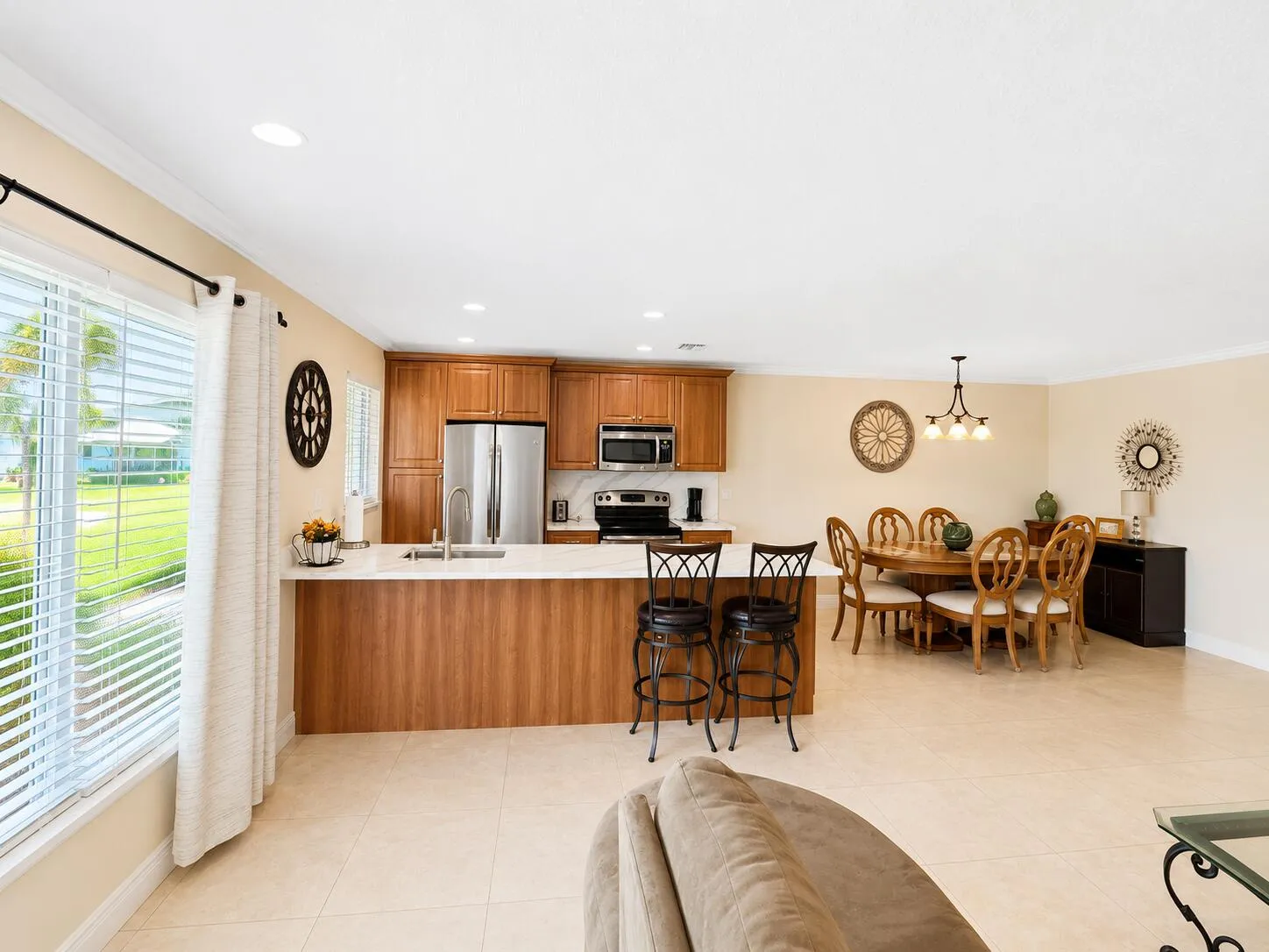 Living area 1