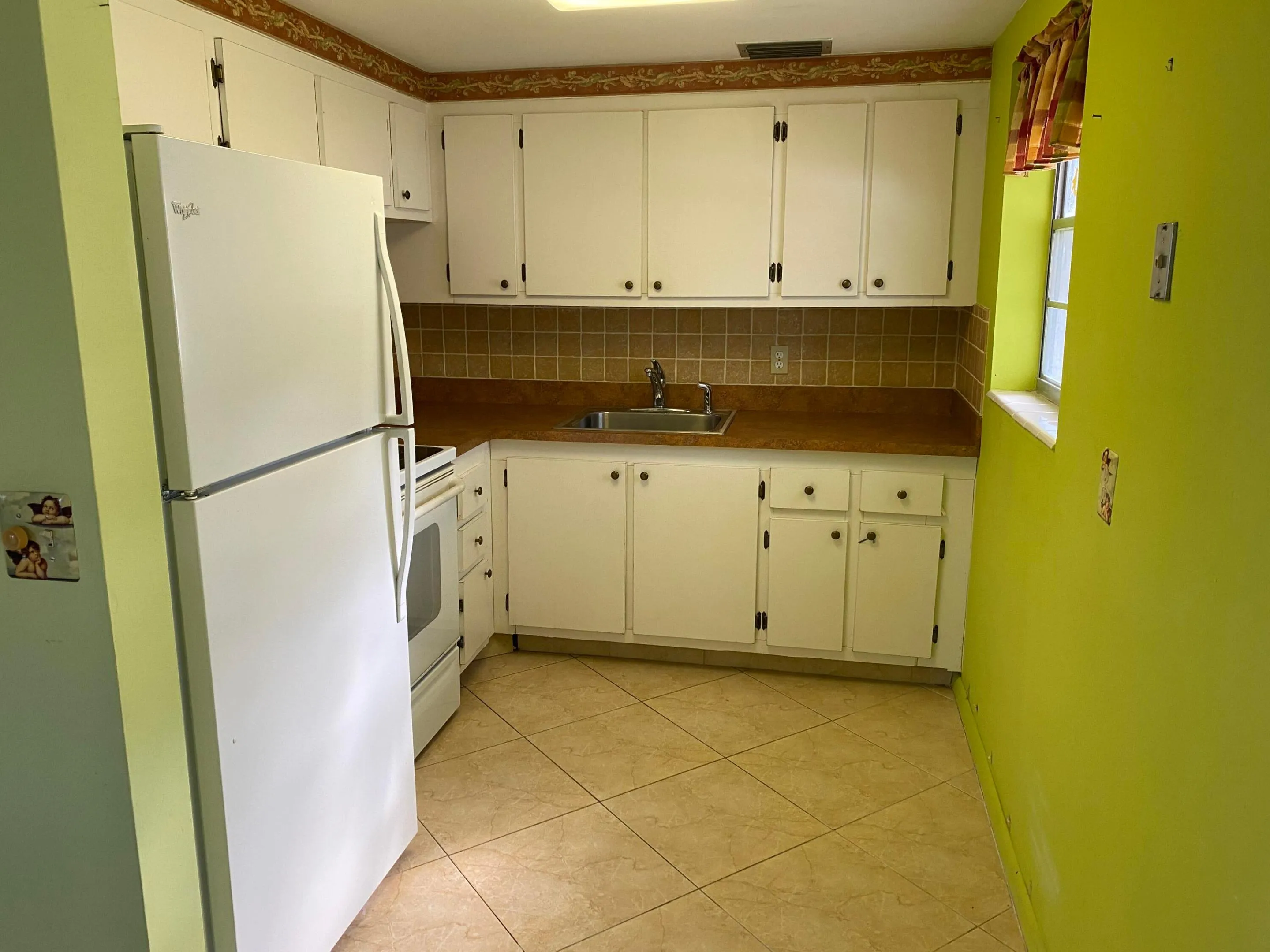 Kitchen 1