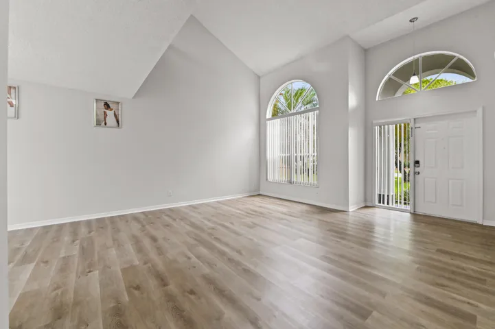 05 Living room 02