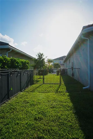 Photo 67