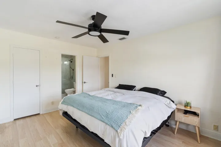 14-299 SW 7th Street Unit 206 Boca Raton