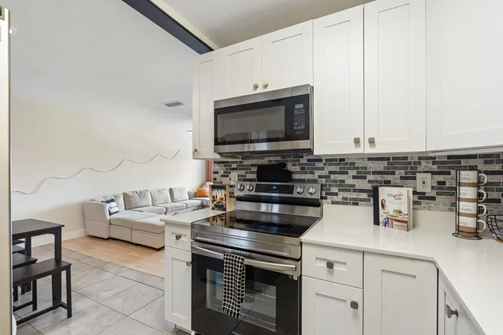 10-299 SW 7th Street Unit 206 Boca Raton