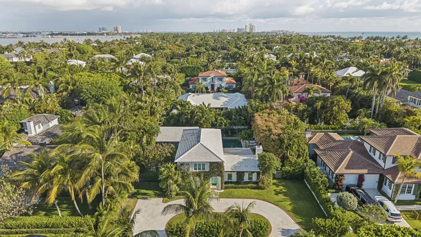 255 El Pueblo Way Palm Beach FL1