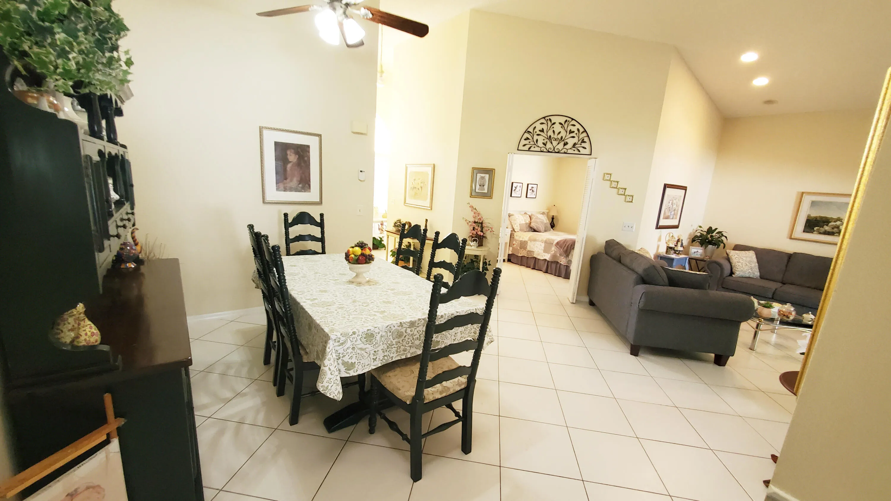 Dining Room (2)