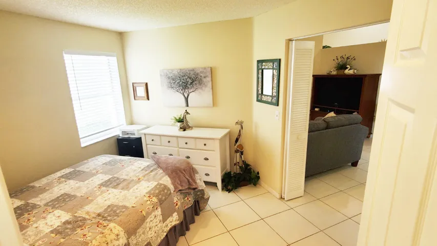 Bed room 2 (1)