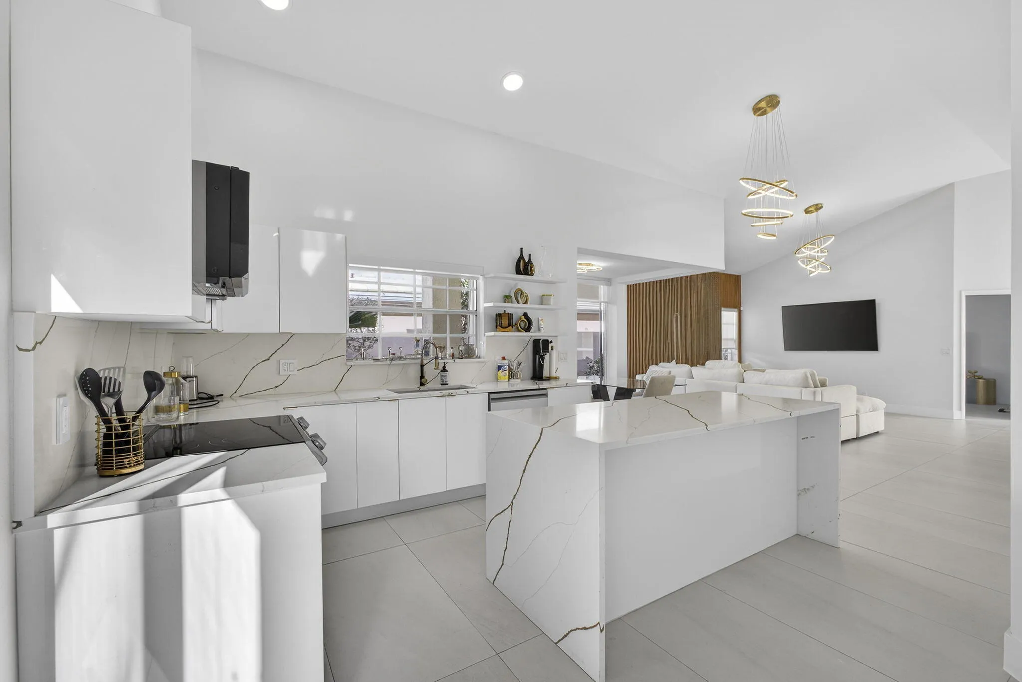 25-web-or-mls-BS1A5461