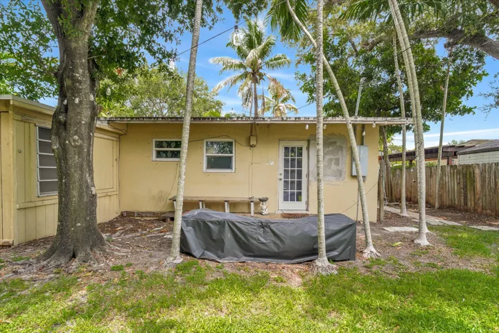 38-308 NW 27th Street-38