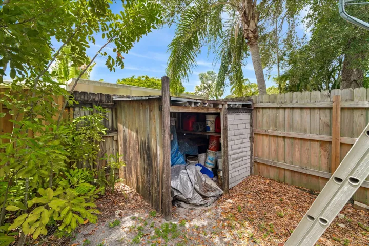 42-308 NW 27th Street-42