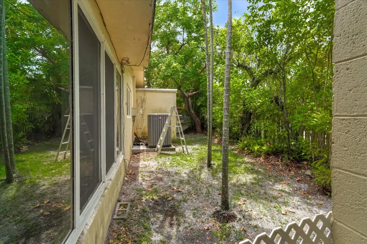32-308 NW 27th Street-32