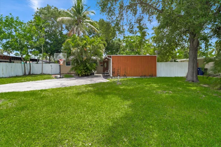 02-308 NW 27th Street-2