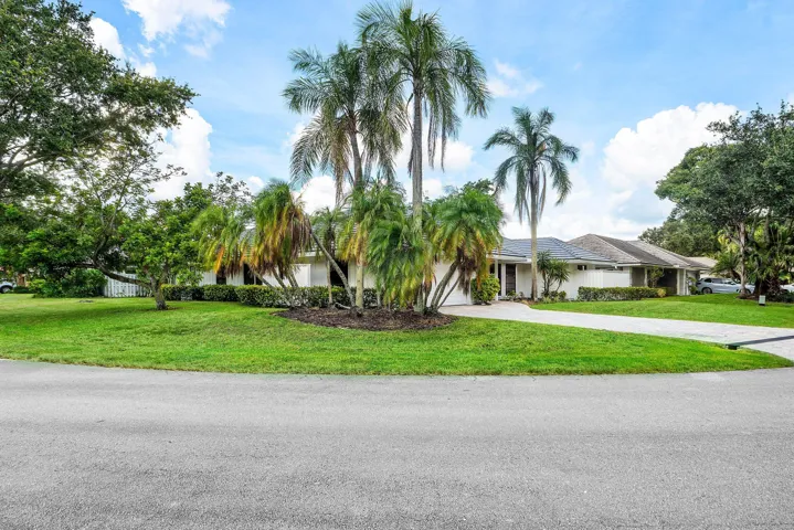 005-13SaintGilesRoad-PalmBeachGardens-FL