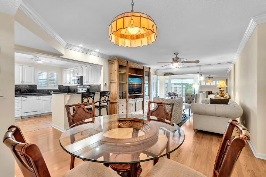 Dining/Living Room