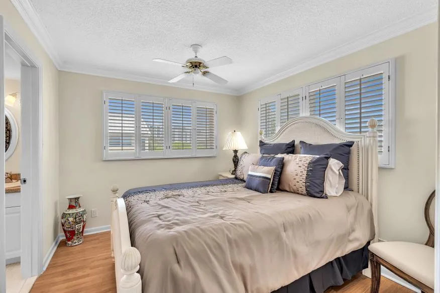 Guest Room 1