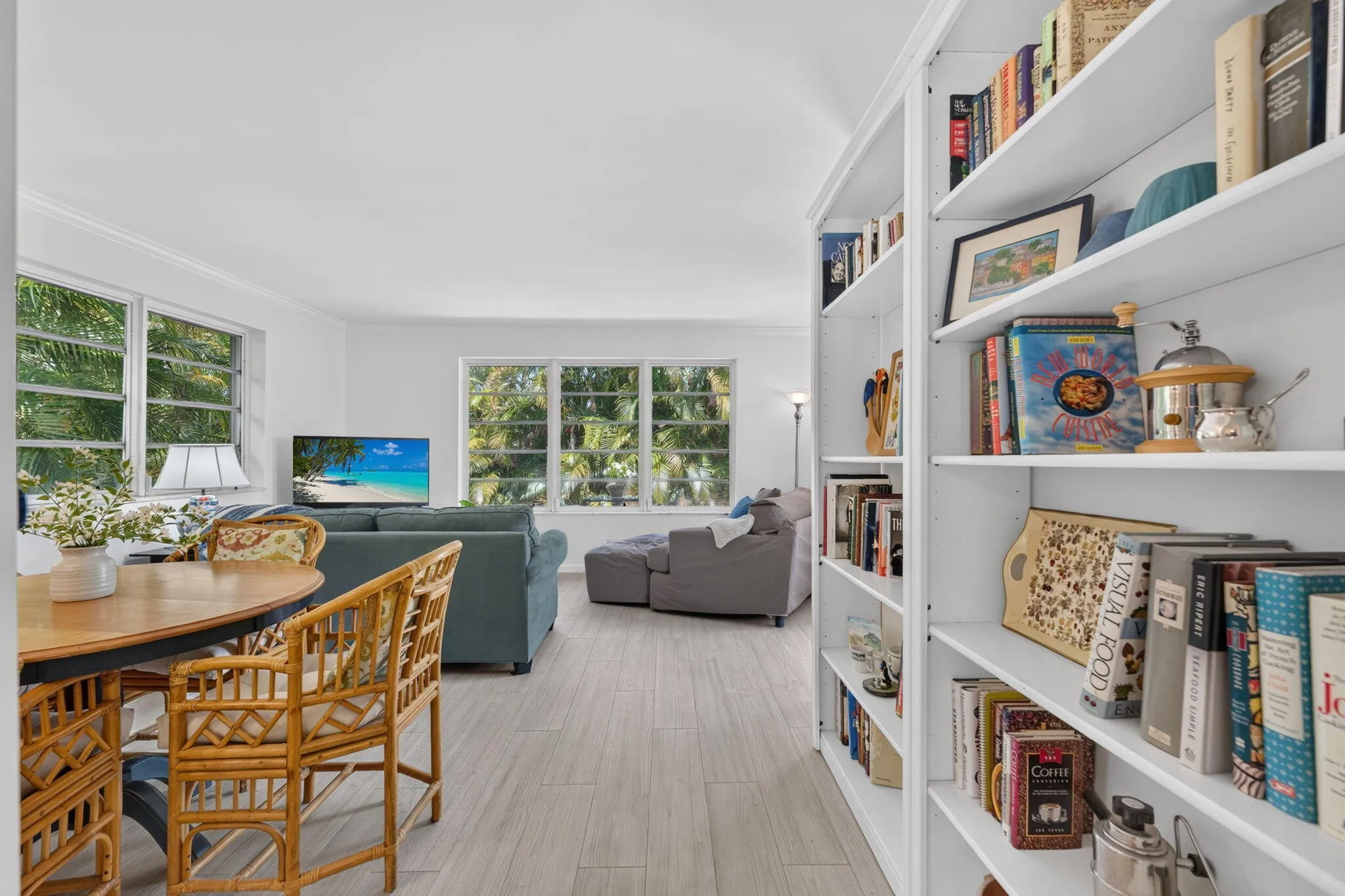 Built In Bookcase