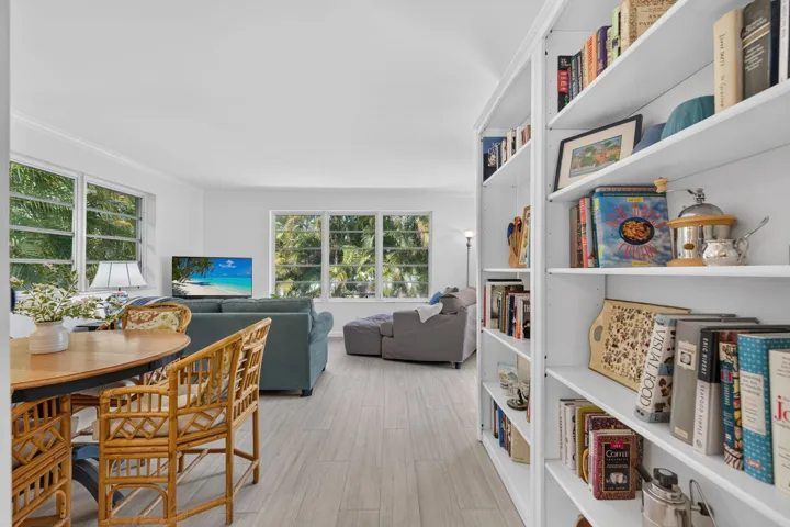 Built In Bookcase