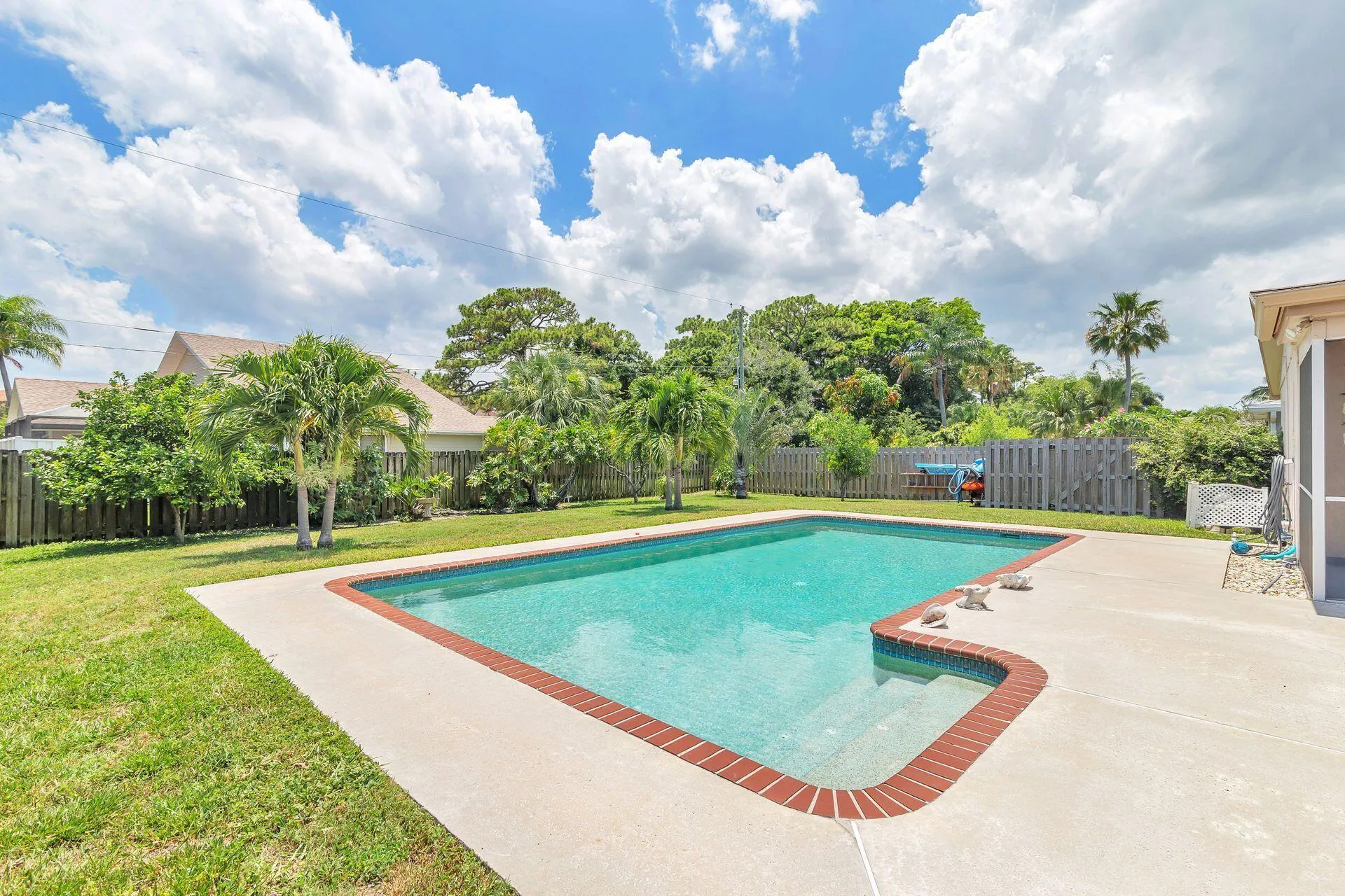pool