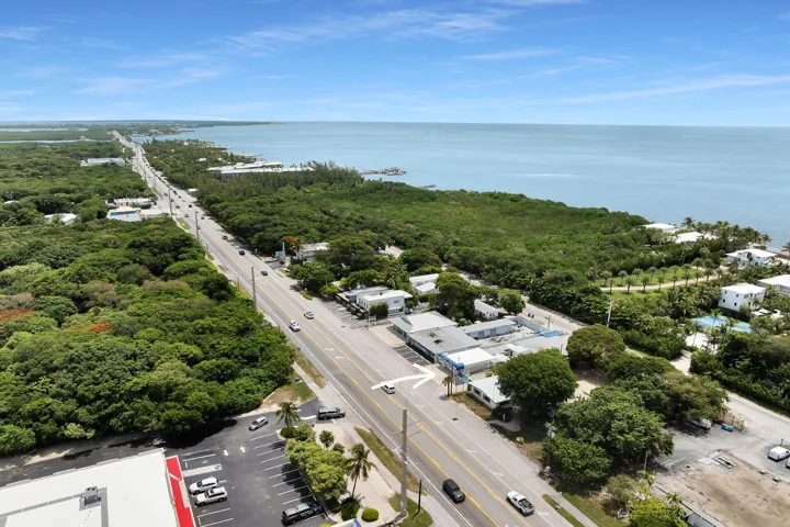 Islamorada Commercial Live-Work Compound