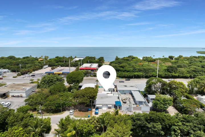 Islamorada Commercial Live-Work Compound