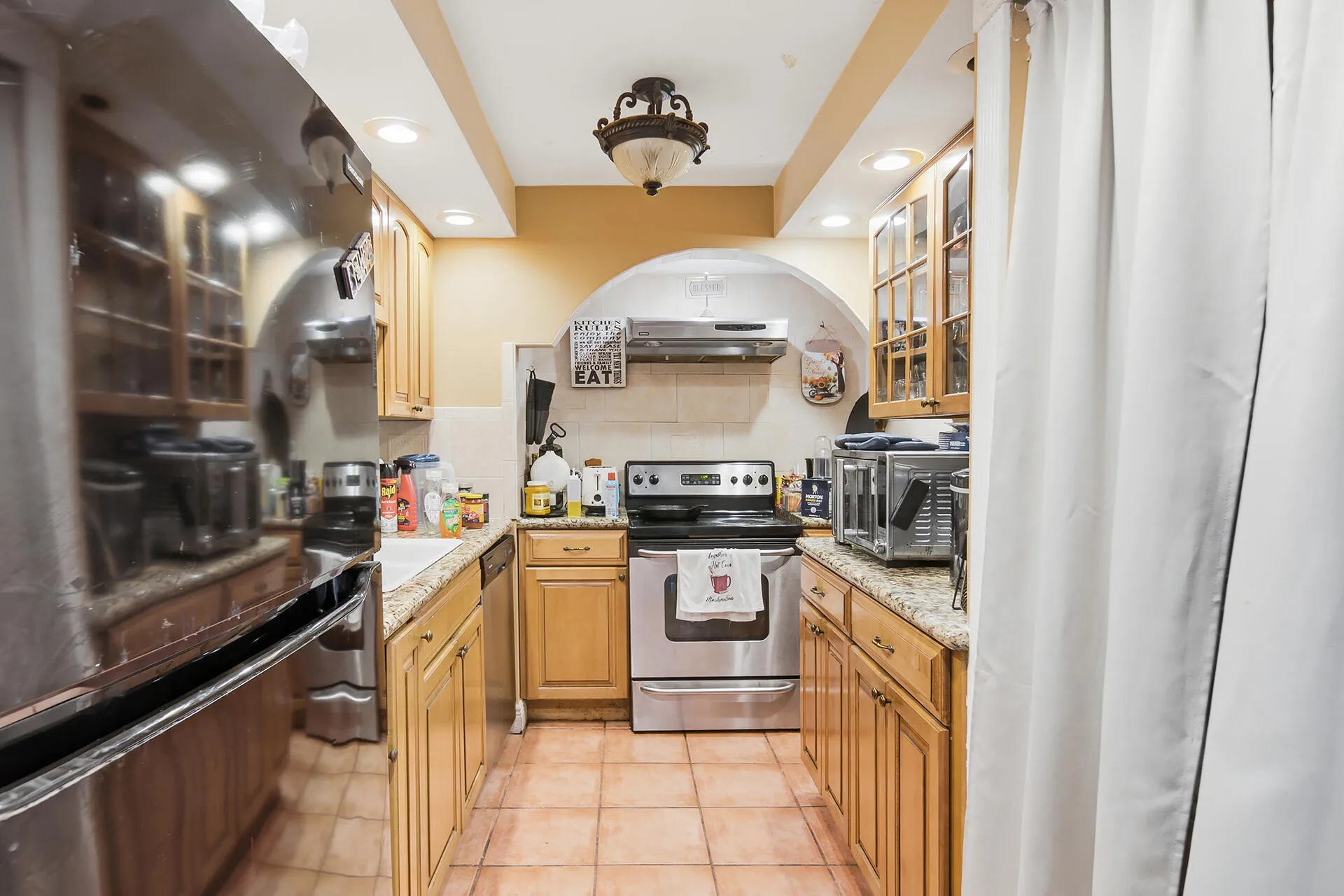 5600-N-FLAGLER-DR-2202-33407-009
