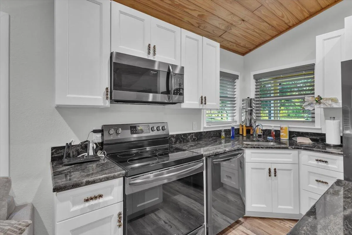 Property photo 50