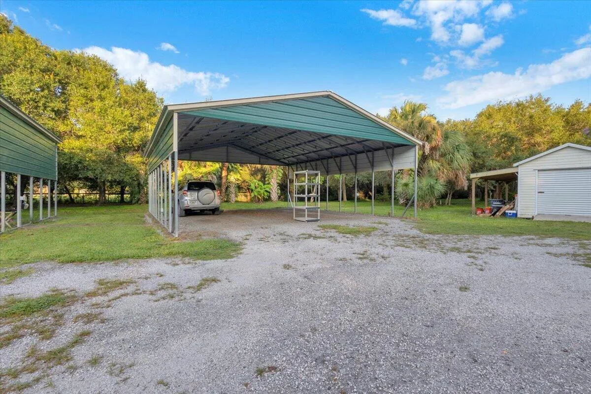 Property photo 94