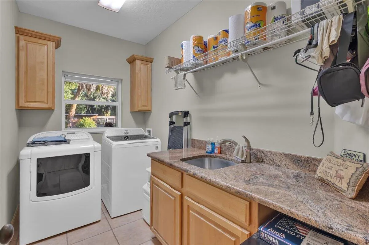 Property photo 38