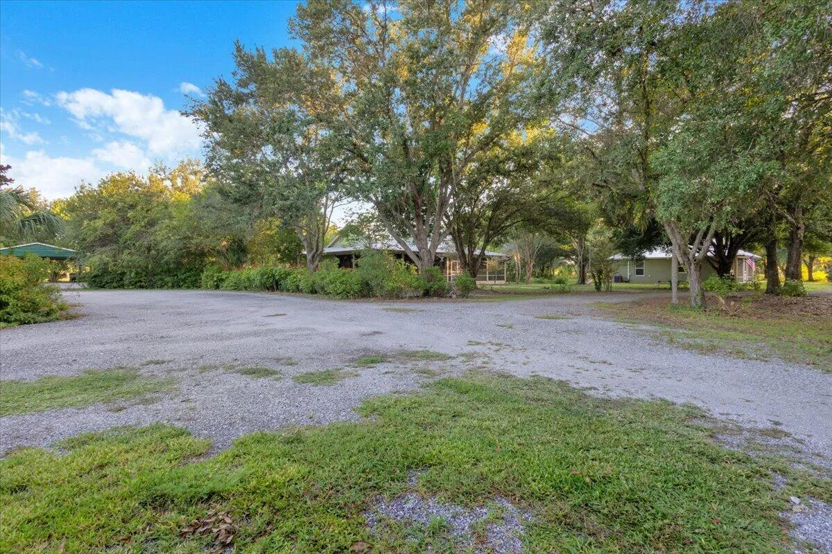 Property photo 96