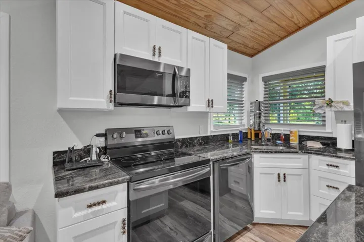 Guest Kitchen