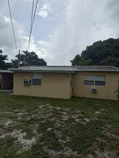 BACK OF THE HOUSE # 3