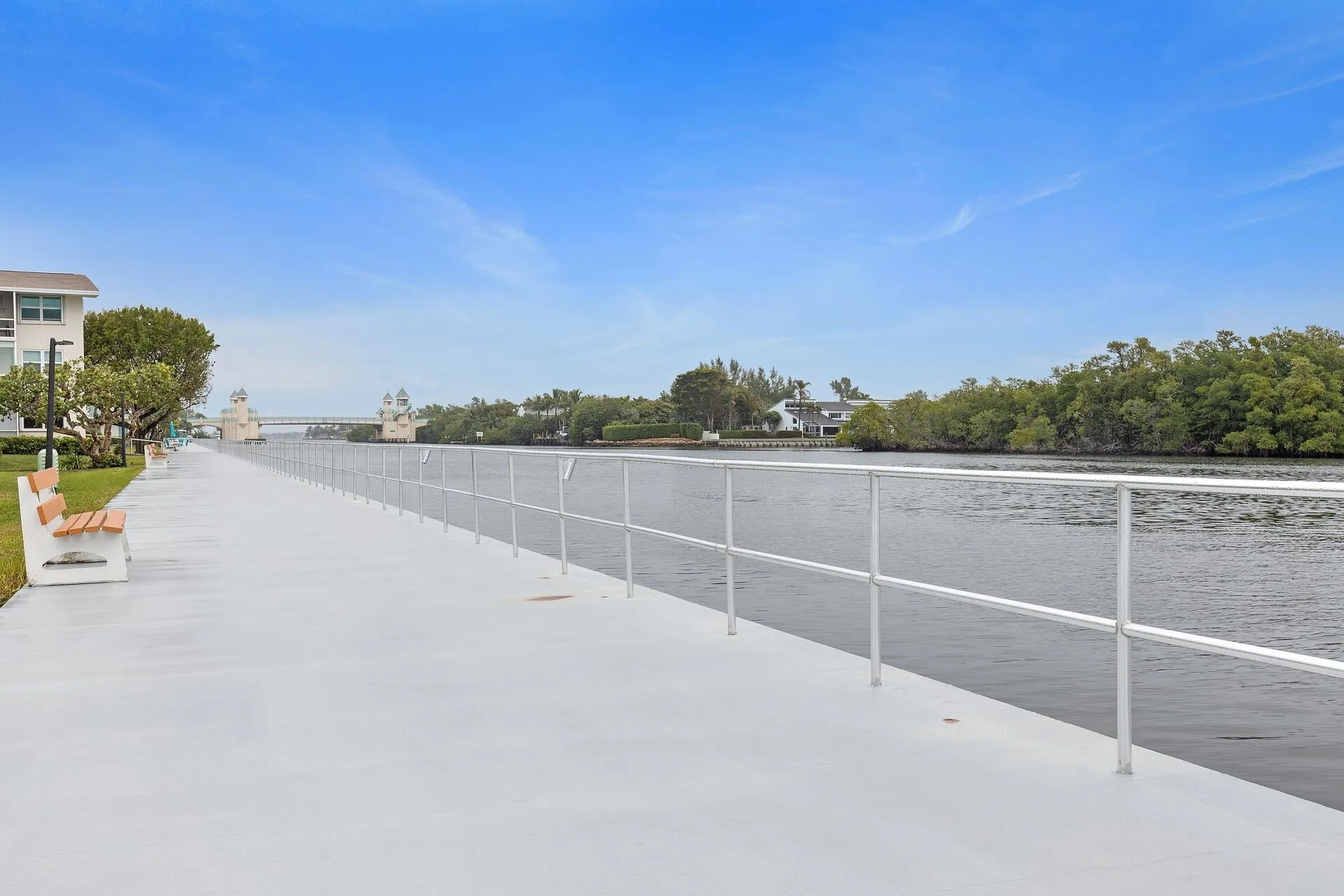 Seawall Walk Way