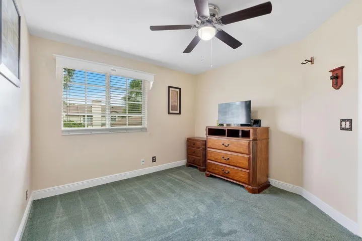 Upstairs 2nd Bedroom