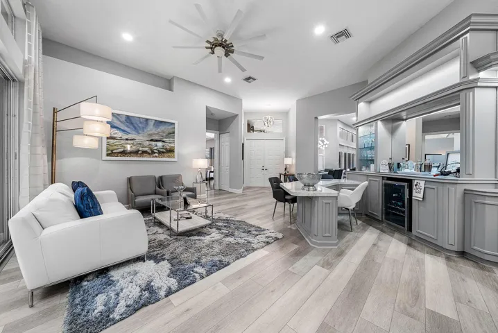 001-6152Northwest121stAvenue-CoralSpring