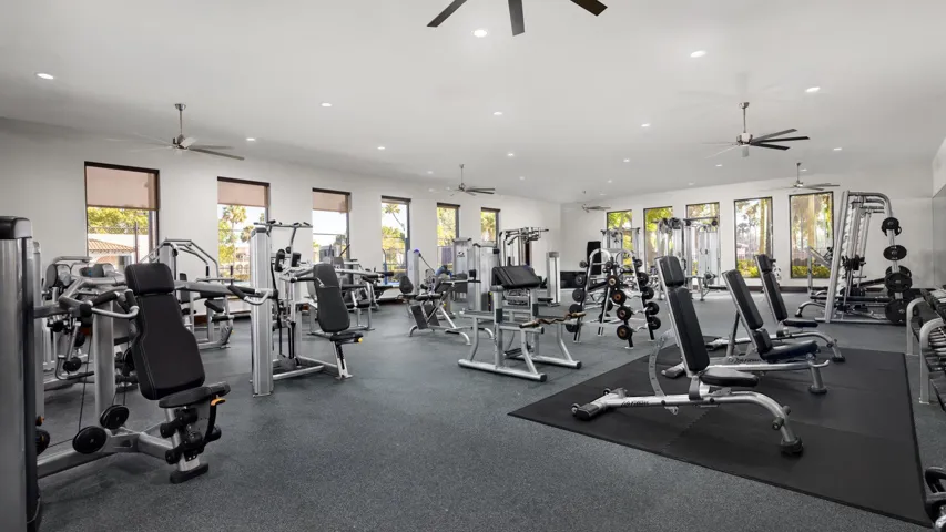 HeronBayClubhouses_FitnessCenter_1_1920