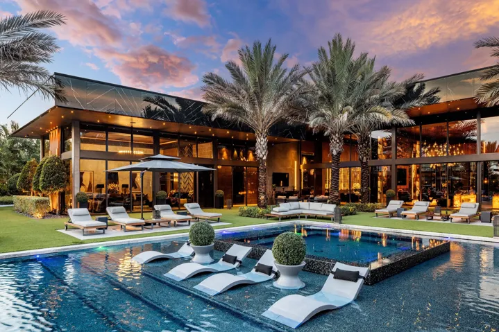 Villa Spectre