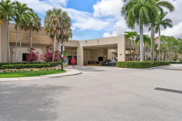 002-02-16871 SW 5th Ct_002
