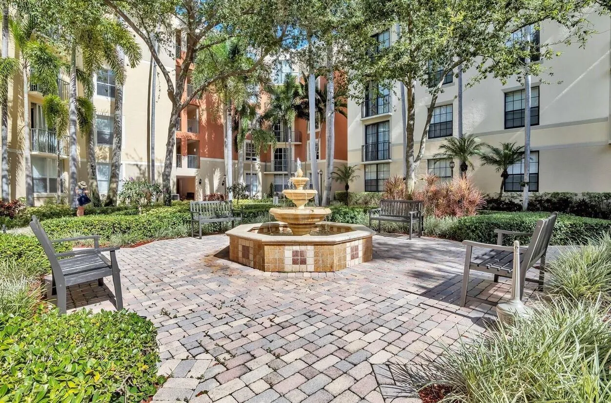 14 courtyard (1)
