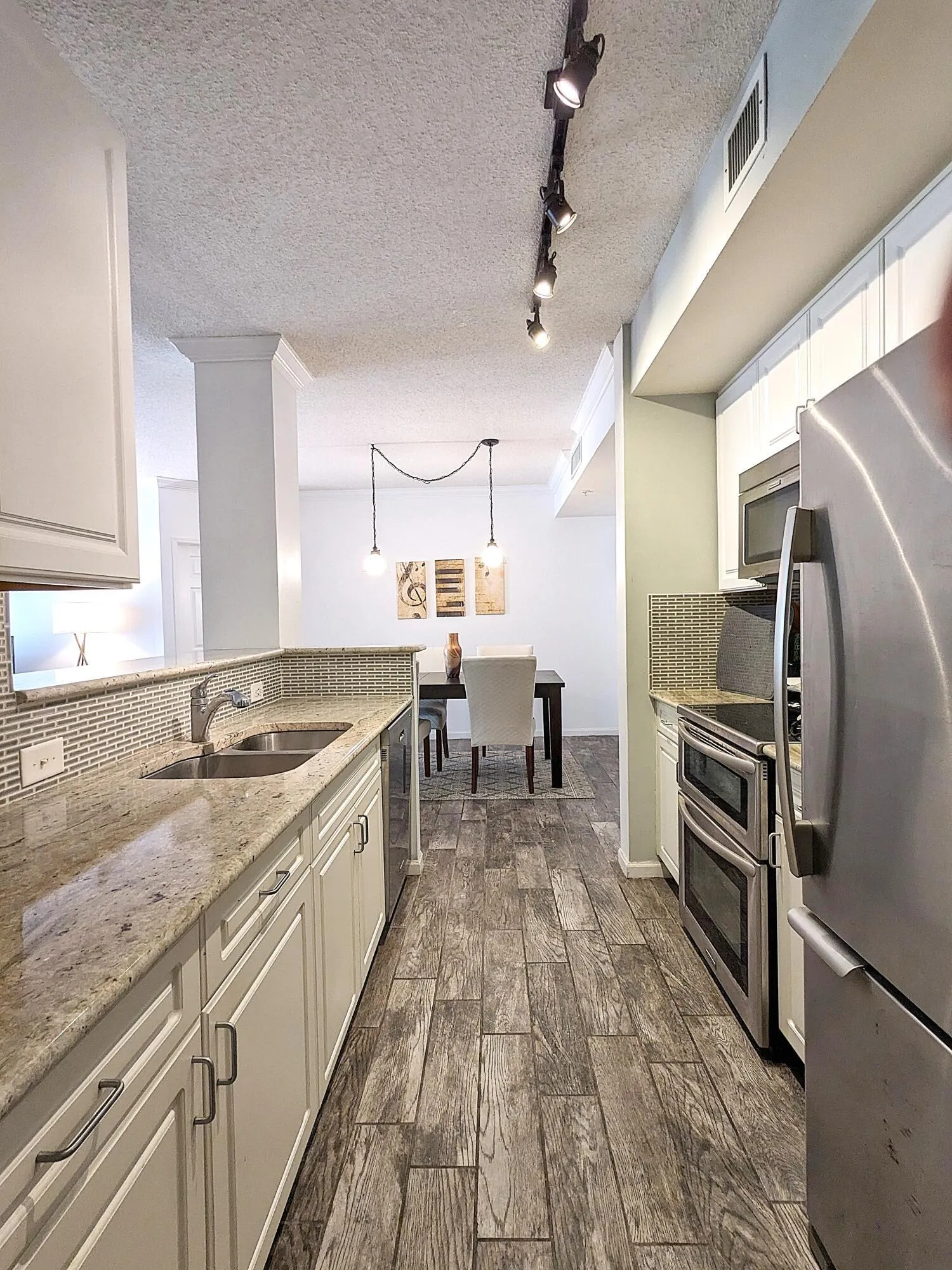 5Kitchen