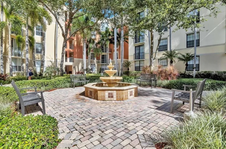 14 courtyard (1)
