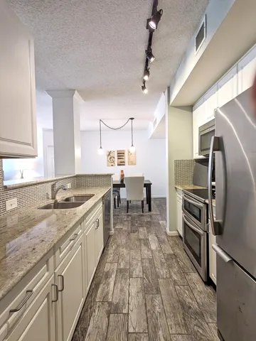 5Kitchen