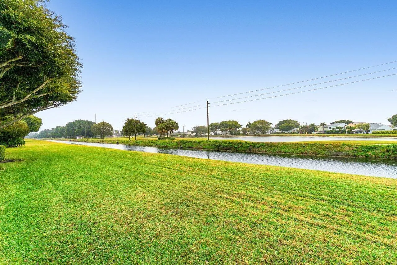 032-5771FairwayParkCourt-103-BoyntonBeac