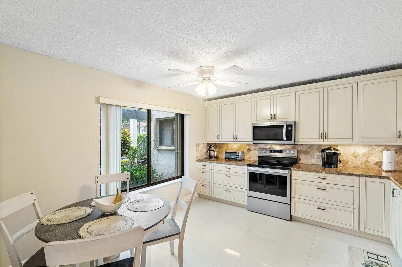 012-5771FairwayParkCourt-103-BoyntonBeac