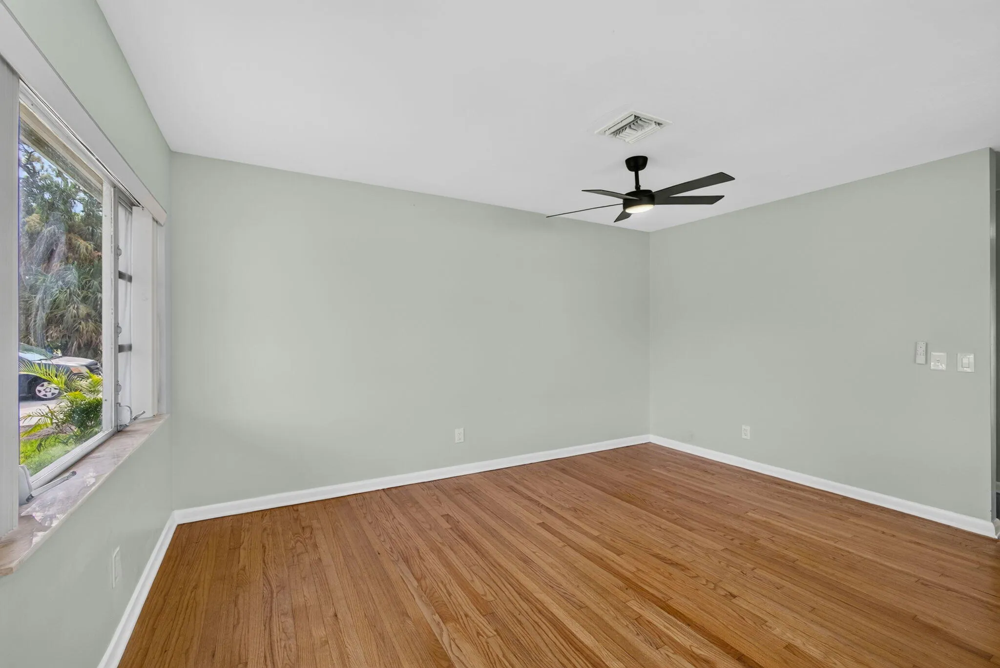 12-web-or-mls-5D1A0806