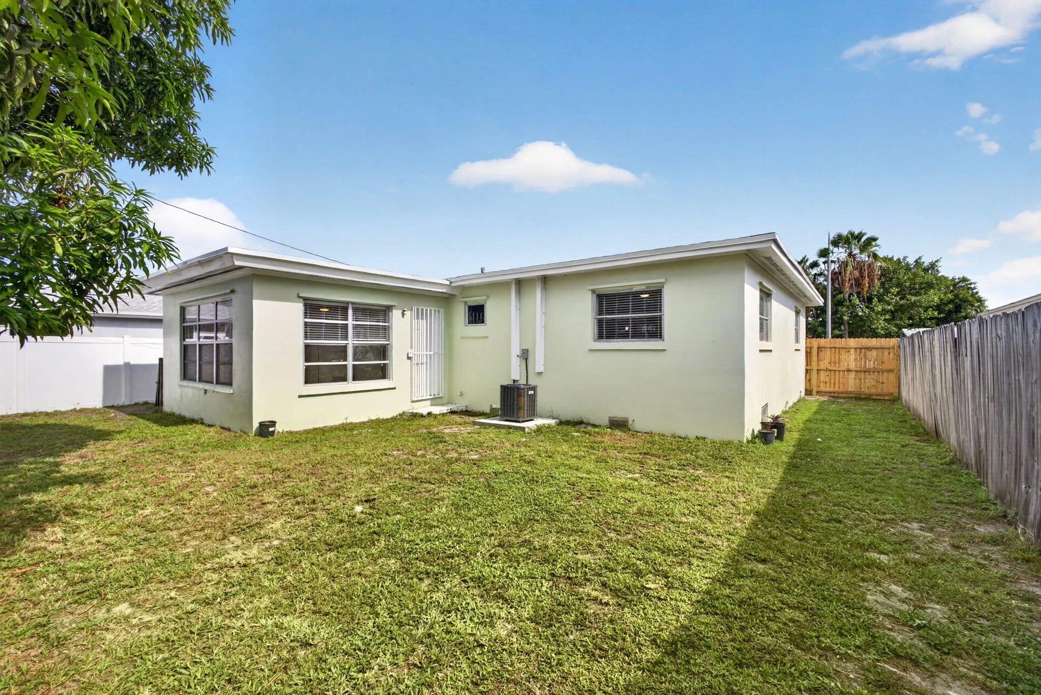 32-web-or-mls-5D1A0961